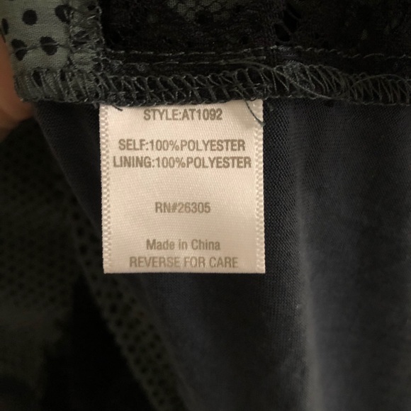 Line & Dot Polka Dot Blouse - Picture 4 of 4